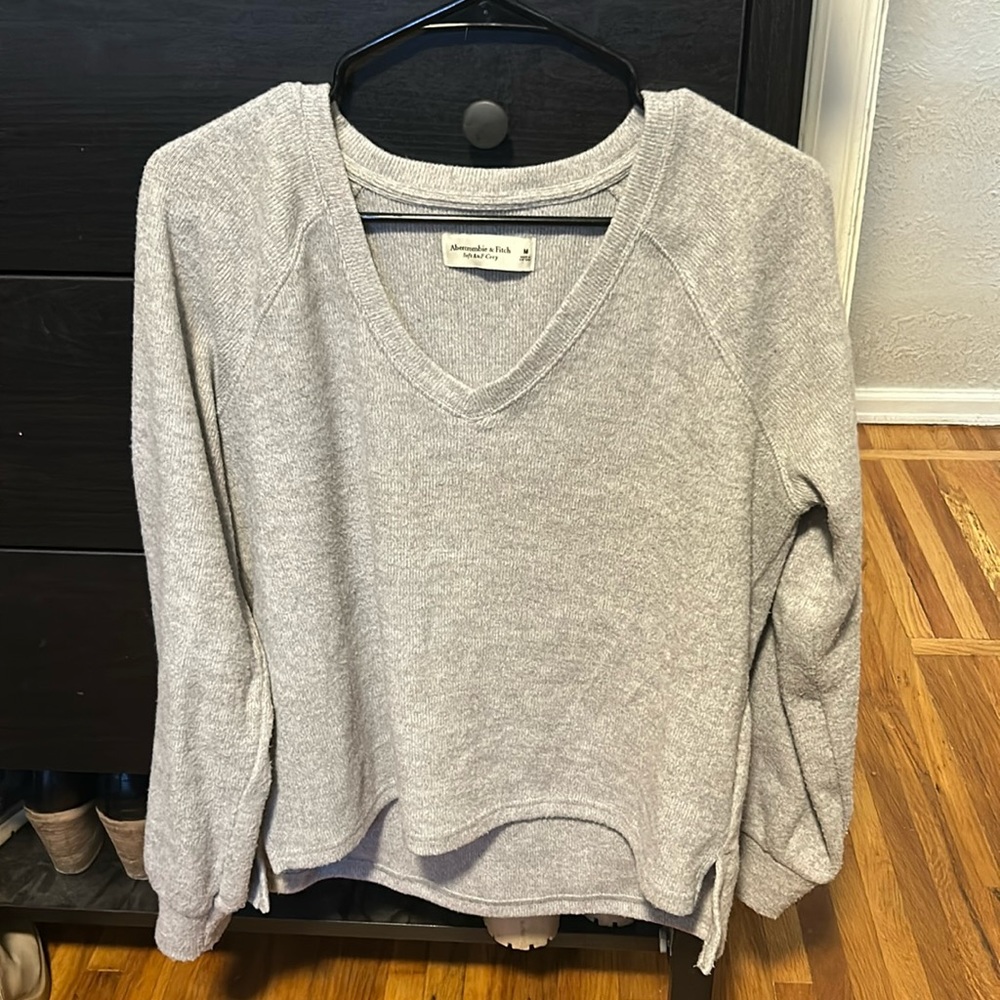 Abercrombie and Fitch cozy gray sweater